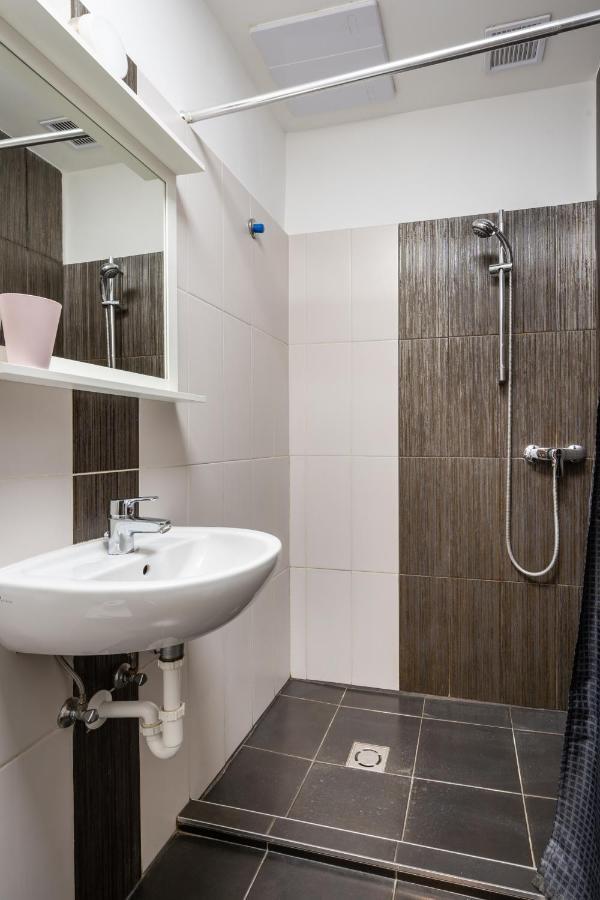 K20- Boutique Apartments, Best Location, By Bqa Budapest Luaran gambar